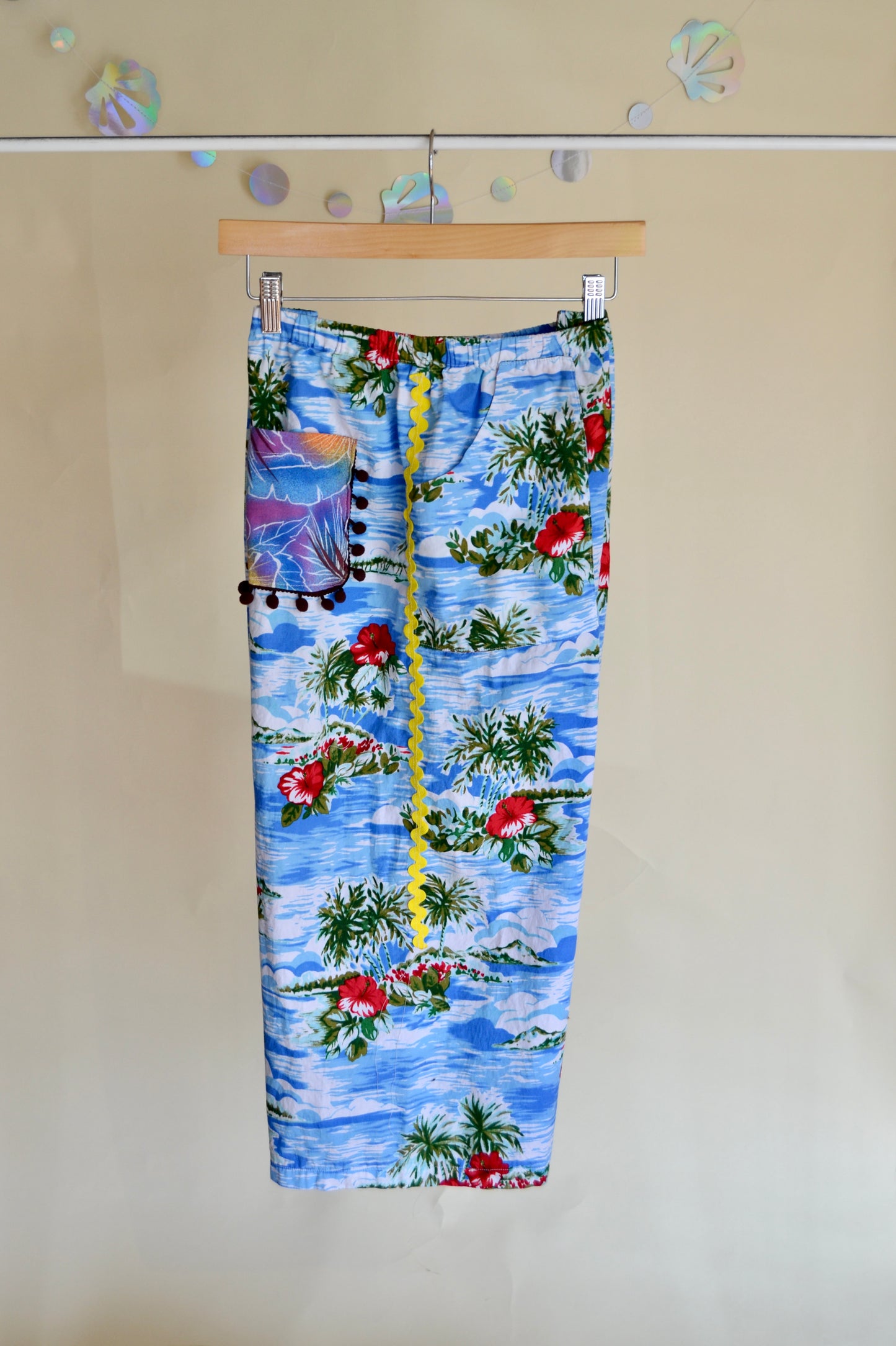 Vaca Print Cropped Pant