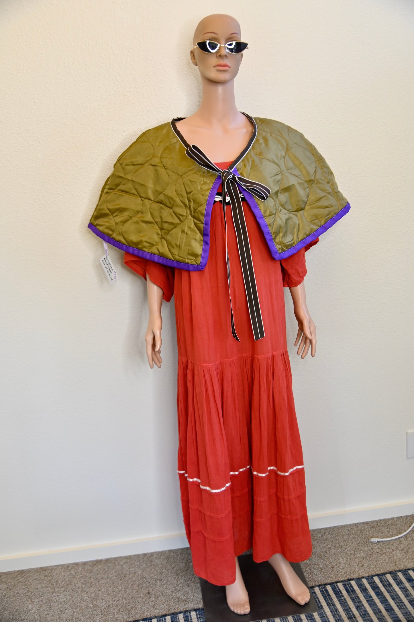 Bow Mini Cape