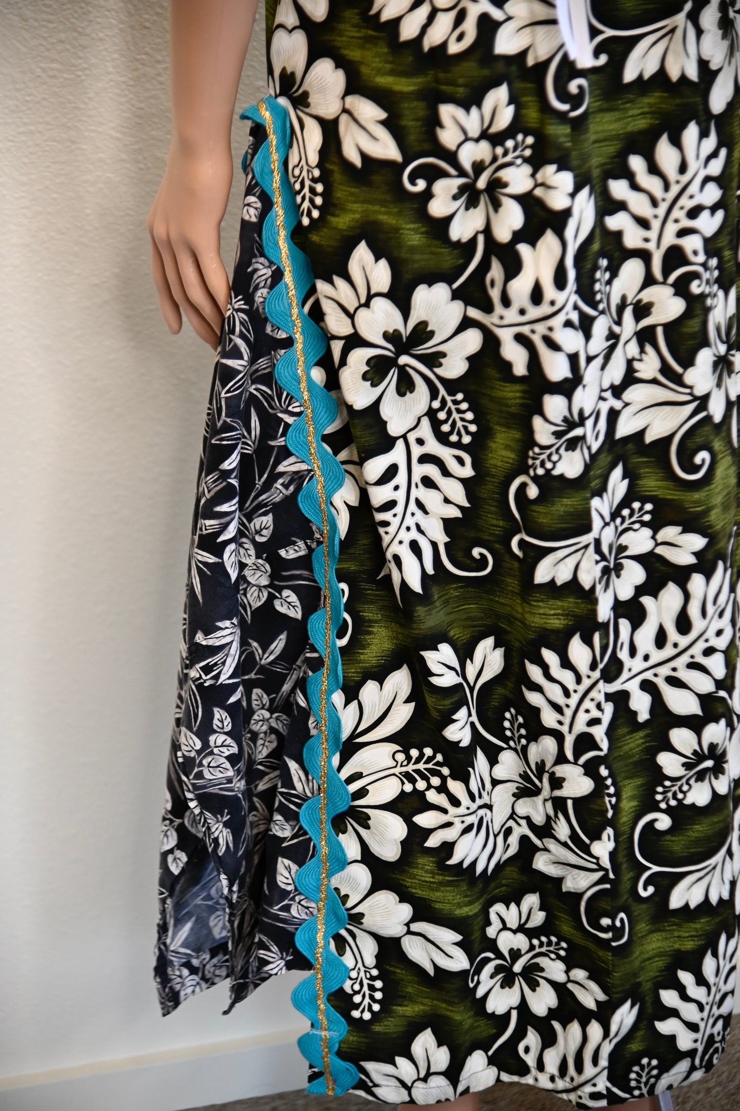 Hawaiian Flower Dress