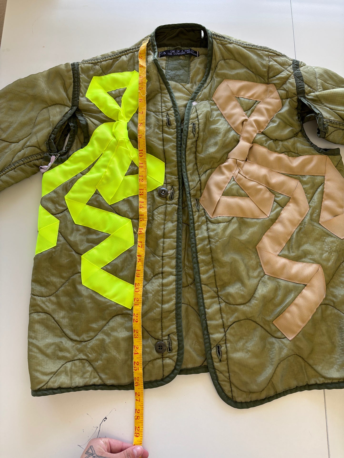 Neon Nuetral - S