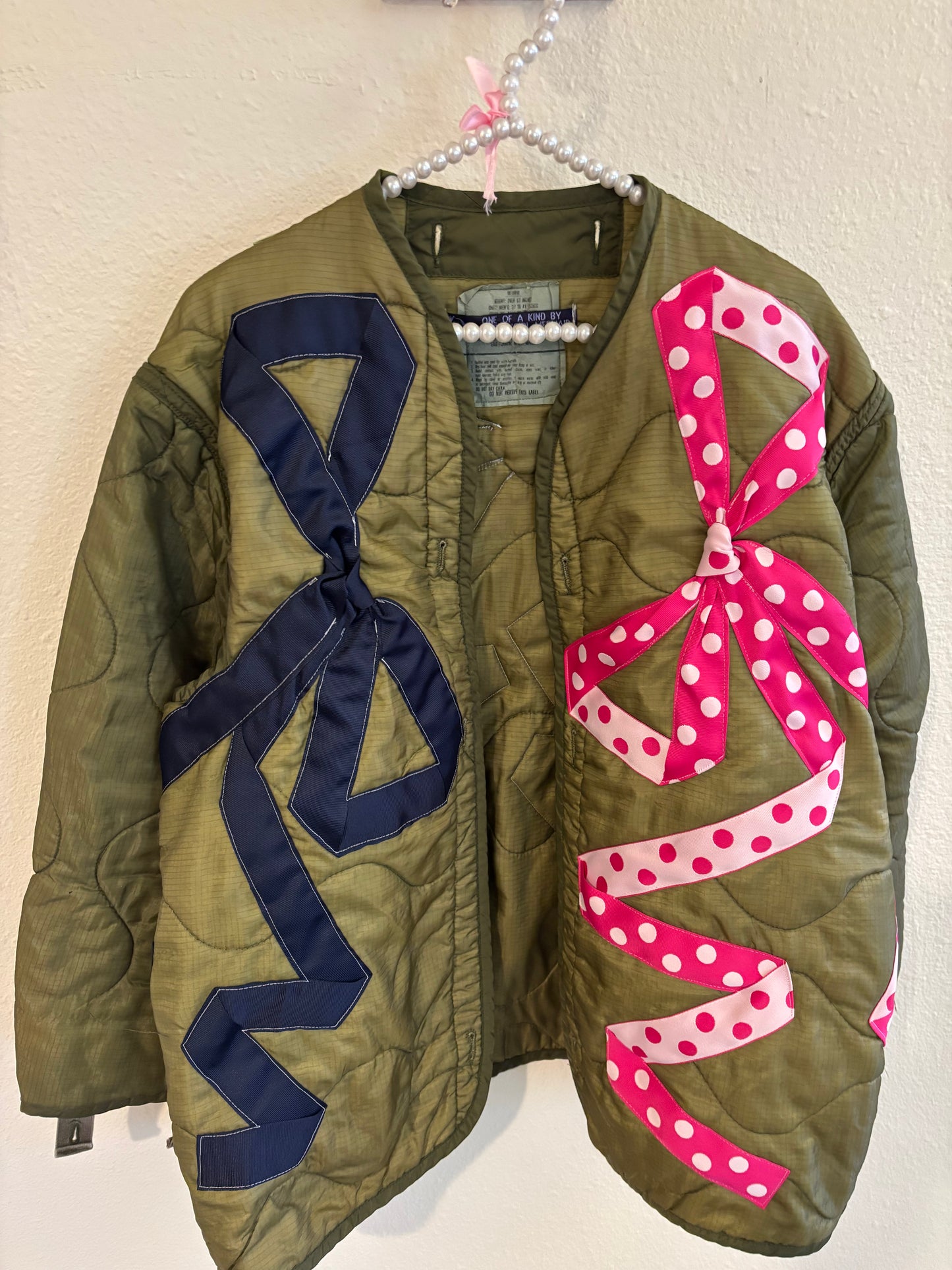 Blue + Pink Dot - M