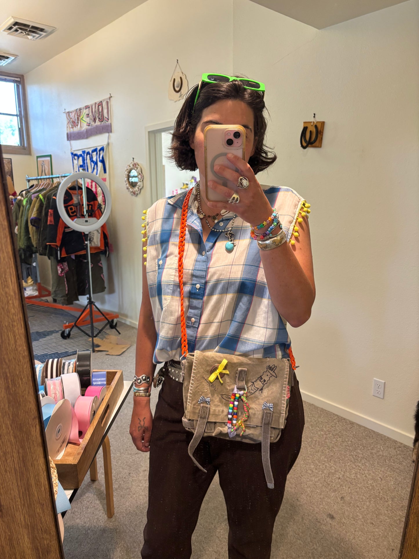Bow Canvas Midi Messenger